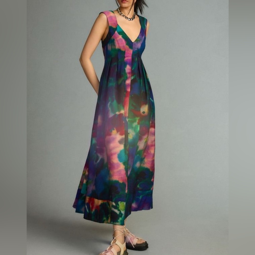 Anthro Printed V-Neck Pleated A-Line Dress (XXS fits like 2)
